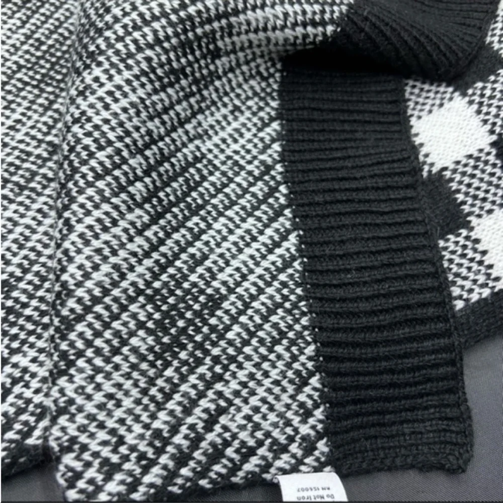Vera Bradley Buffalo Plaid Scarf wrap